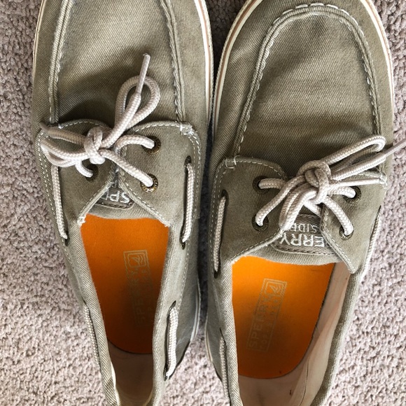 Sperry shoes size 4.5 - Picture 2 of 5